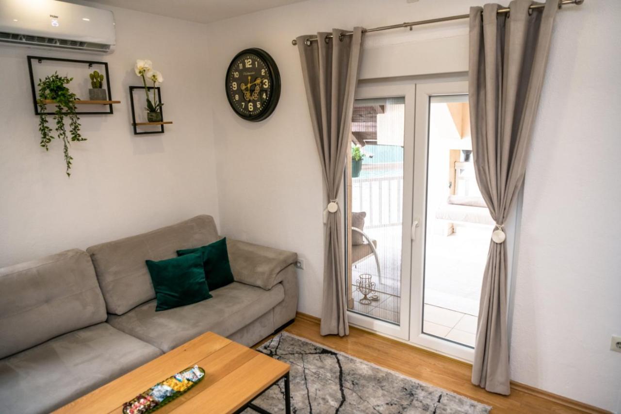 קונייץ' Apartmani Adi&Ena מראה חיצוני תמונה