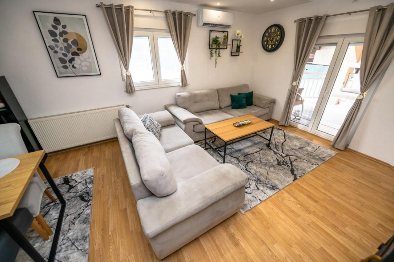 קונייץ' Apartmani Adi&Ena מראה חיצוני תמונה